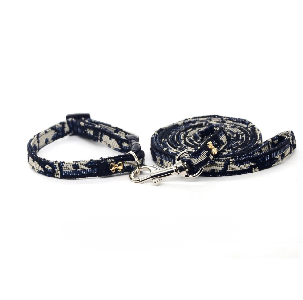 ELEGANT COLLAR & LEASH
