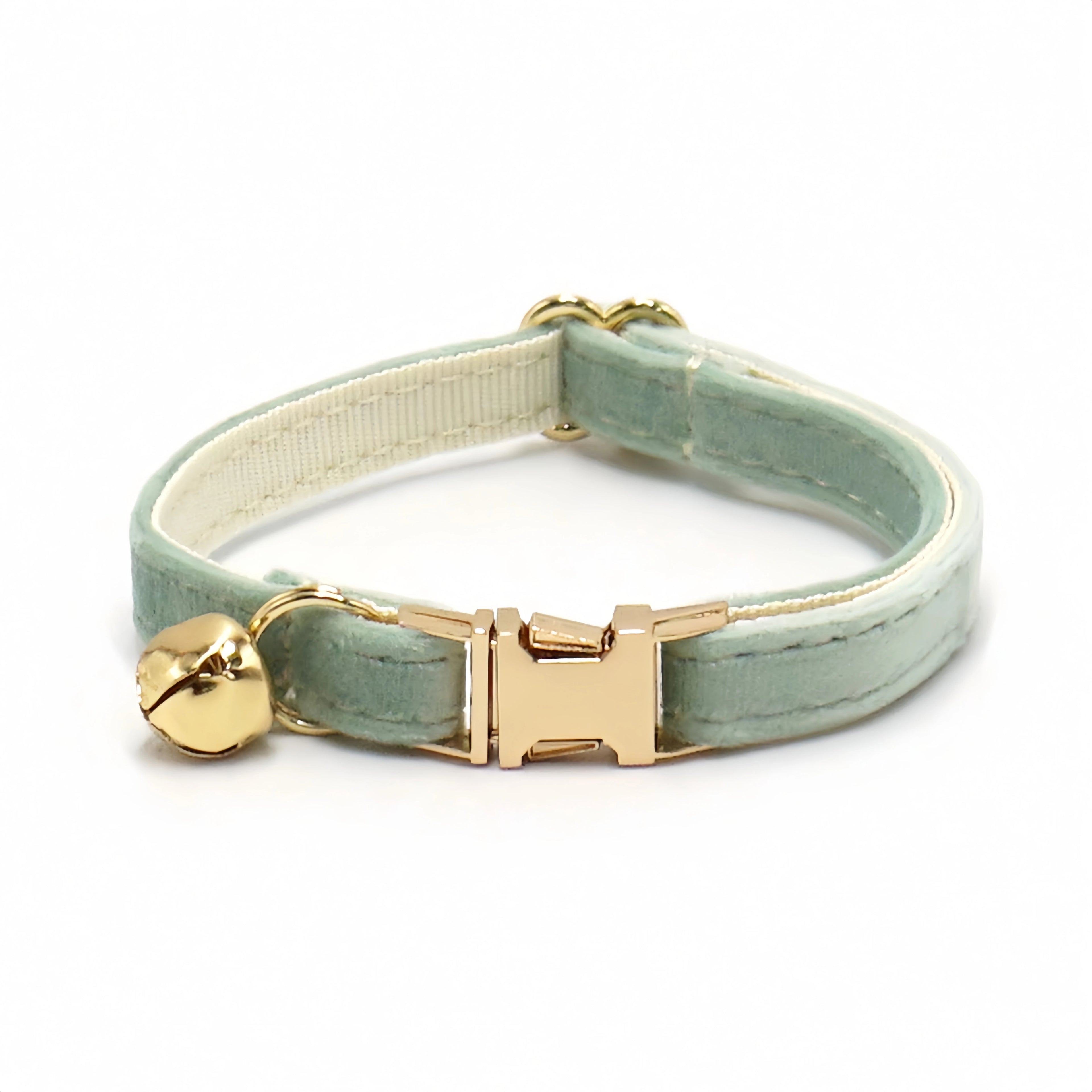 SOFT VELVET COLLAR